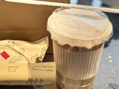 生椰拿铁-YOLO COFFEE悠乐咖啡