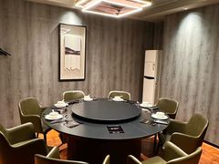 -鲜入唯煮·港式海鲜牛肉火锅(金宝街店)