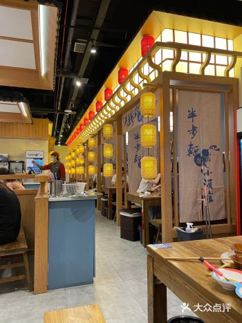 真的是闻风而动的一家店，然而不会去第二次应该