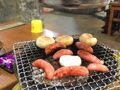 烤风干肠-喝丢一只鞋·东北烤肉·烧烤·铜火锅(江宁店)