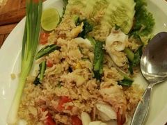 -J Daeng Seafood