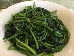 蒜蓉番薯叶-荔枝楼酒家(员村东璟店)