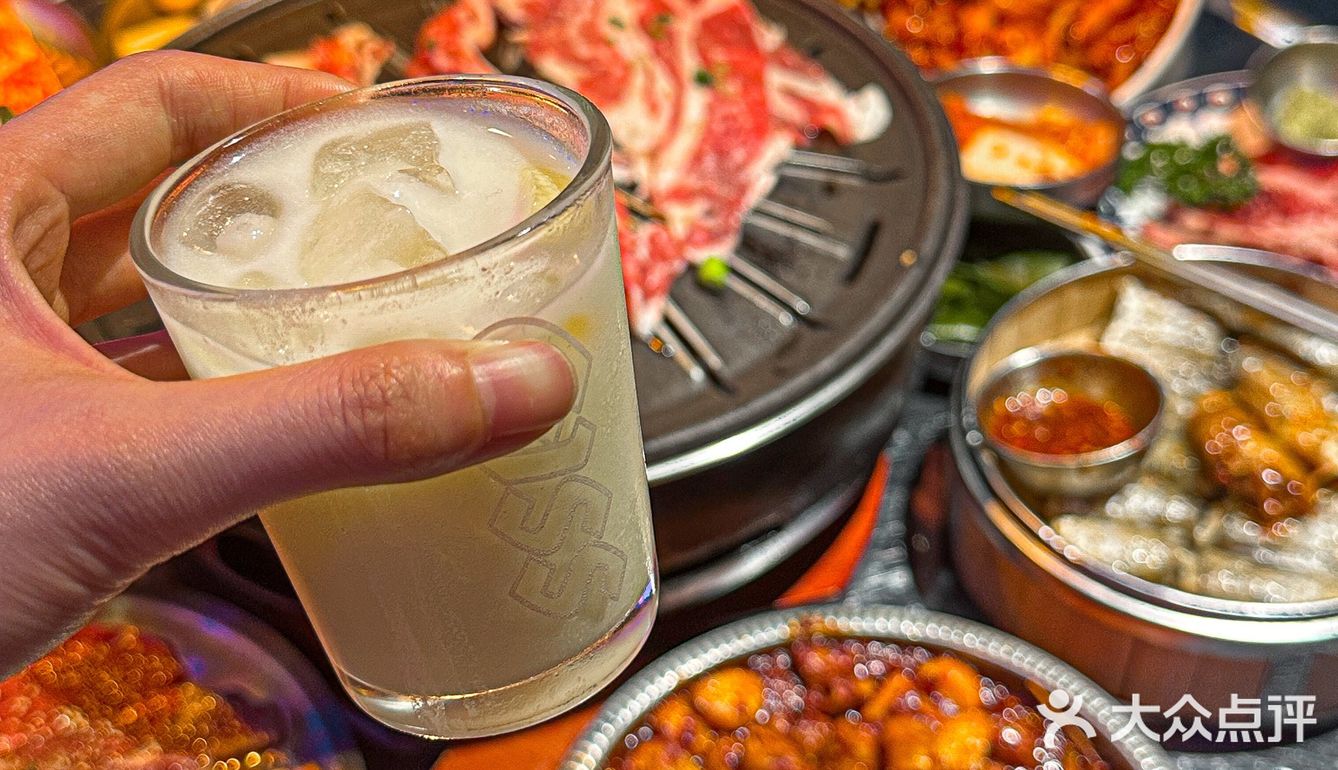 来青岛胖5斤也要吃的韩料店!鱼皮包饭太好吃了!!!