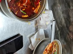 -铁锅哥米线