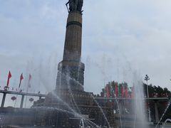 -人民防洪胜利纪念塔