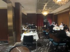 -半岛翡丽海鲜自助餐厅(观风亭店)