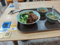 -巷仔内·台湾卤肉饭(七宝店)
