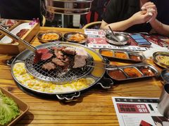 -青瓦炭韩潮烤肉(花园道店)
