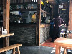 -弄堂咪道-饭香·面香·馄饨香(钦州北路田尚坊店)