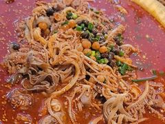 -张翻越·川渝冒菜·武汉黑鸭煲(城北万象城店)