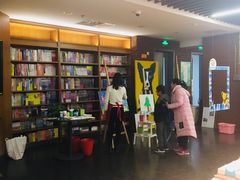 -外研书店(北京外国语大学西校区北外国际大厦店)