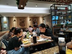 大堂-黄记煌三汁焖锅(金凤万达广场店)
