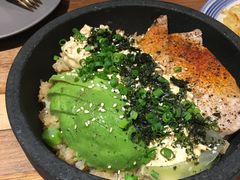 牛油果吞拿鱼石锅饭-ATLAS COFFEE(雅居乐中心店)