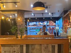 -金太阳海鲜烧烤·本地人餐厅(星海公园店)