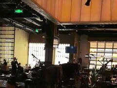 -洛缦音乐餐厅(工业展览馆万象城店)