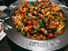 -胖哥俩肉蟹煲(华贸店)