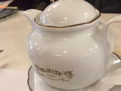 -Majestic Café