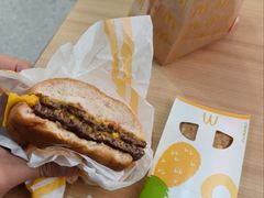 -麦当劳(中二横路店)