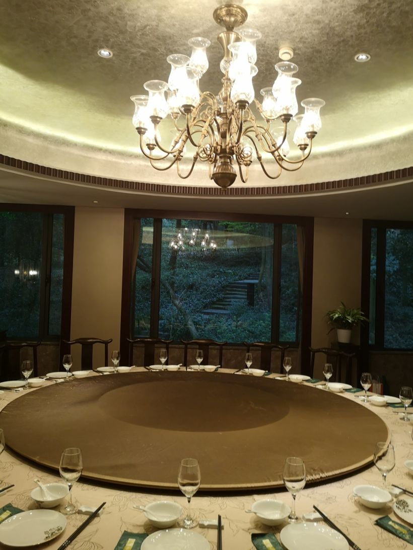 【记49】植物园山外山菜馆(玉泉路店)的八宝鱼头一直让杭州人想念