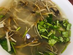 三丝酸辣汤-老山记海城馅饼大酒店(振兴小区店)