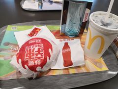 -麦当劳(世界城广场店)