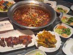 -老船舫·现做活鲜鱼馆(东郊记忆店)