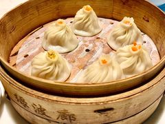 蟹粉小笼包-绿波廊(豫园店)