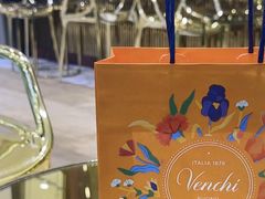 -VENCHI 闻绮(北京国贸商城店)