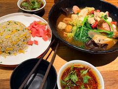 -万记麻辣烫国展总店