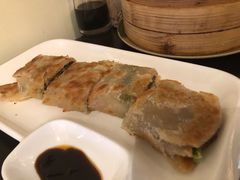 肉饼-功夫小笼包拉面
