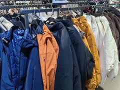 -唯品会(北京国瑞城店)