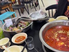 -周良天山牛杂城(天山路总店)