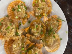 -三亚火车头万人海鲜广场