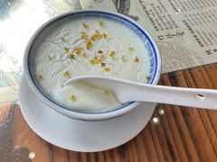 -周大娘牛乳(旧寨古村总店)