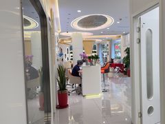 -皓齿连锁·雅贝健口腔·种植·矫正中心(虹口曲阳路店)