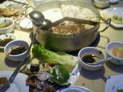 -蒙肥羊·酸汤潮牛·鲜牛肉火锅烤肉自助(岗顶店)