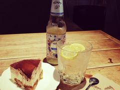 -新沙洞咖啡(泉乐坊店)