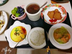 -臻爱住家月嫂育儿嫂(万达店)