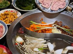 -沸炉重庆老火锅(军事博物馆店)