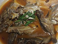 -赶海部落海鲜城(海阳路店)