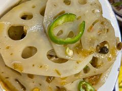 藤椒脆藕片-三镇卤货二公司(汉街店)