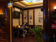 -麦落精酿啤酒餐吧(先农大院店)