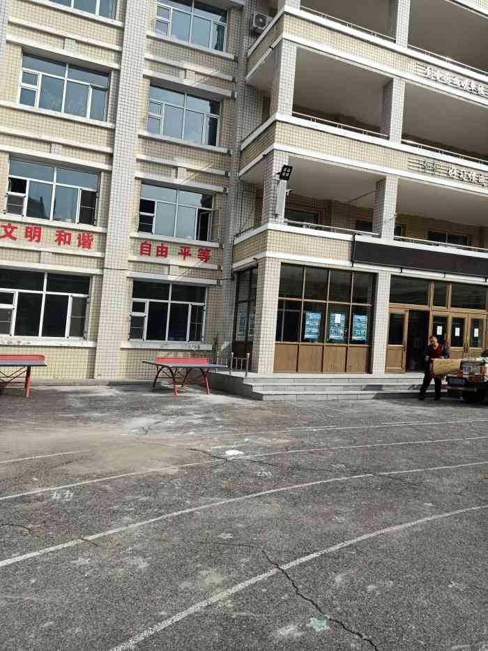 哈尔滨市大同小学校-"去参观过大同小学,环境很好,氛围不错,看.