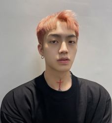 -川和潮人