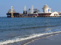 -北戴河碧螺塔海上酒吧公园