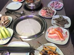 -金滏山烤肉·海鲜·火锅自助餐厅(襄阳万达店)
