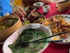 -五谷芳乳鸽王(海景店)