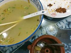 -桥香园云南过桥米线(金马碧鸡店)