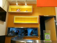 -小蛮椒麻辣烫·麻辣拌(青浦宝龙店)