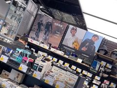 -迪卡侬(环球港店)
